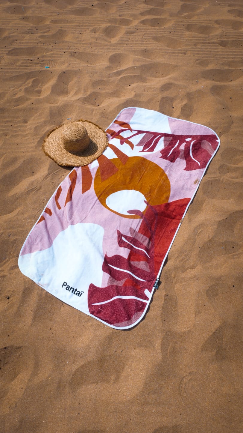 Serviette de plage microfibre recyclée – Sans sable & ultra absorbante