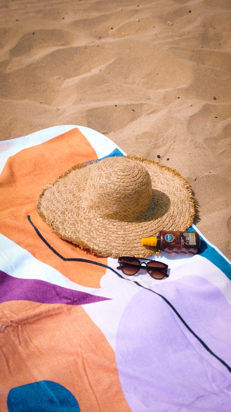 Serviette de plage microfibre recyclée – Sans sable & ultra absorbante